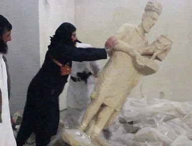 Ανακαταλήφθηκε από τον ιρακινό στρατό το μουσείο που είχε καταστρέψει το ISIS στην Μοσούλη (φωτό, βίντεο)